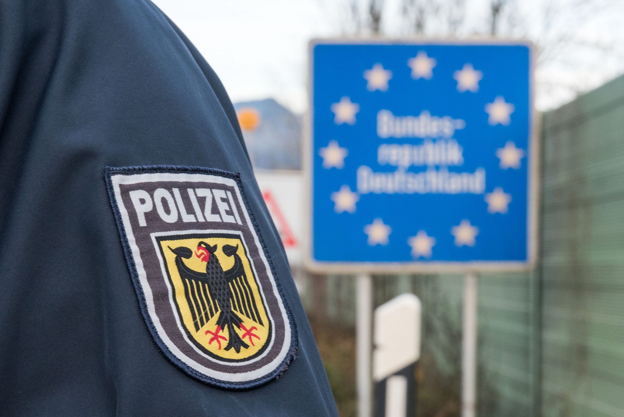 Die Bundespolizei vollstreckte am Wochenende sechs Haftbefehle in Reitzenhain. Mehrere Straftäter zahlten Geldstrafen, ein Mann wurde inhaftiert. Foto: Bundespolizei